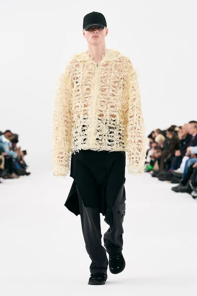 Look 27